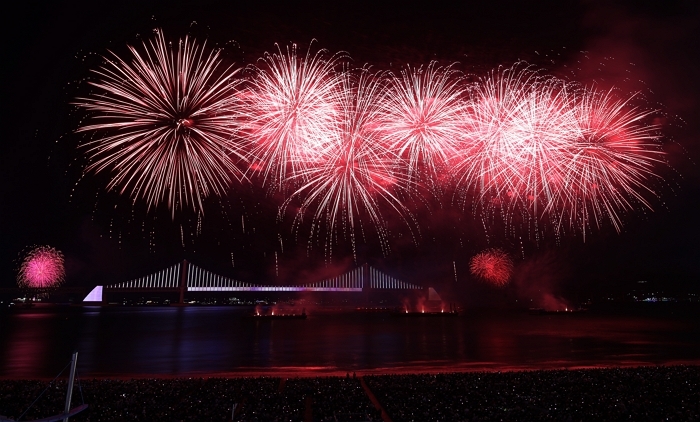 origin_20돌맞은부산불꽃축제 (1).jpg