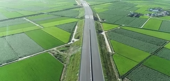 76분이 33분으로... 7.5년간 2조원 넘는 세금 쓴 ‘이 고속도로’, 드디어 개통