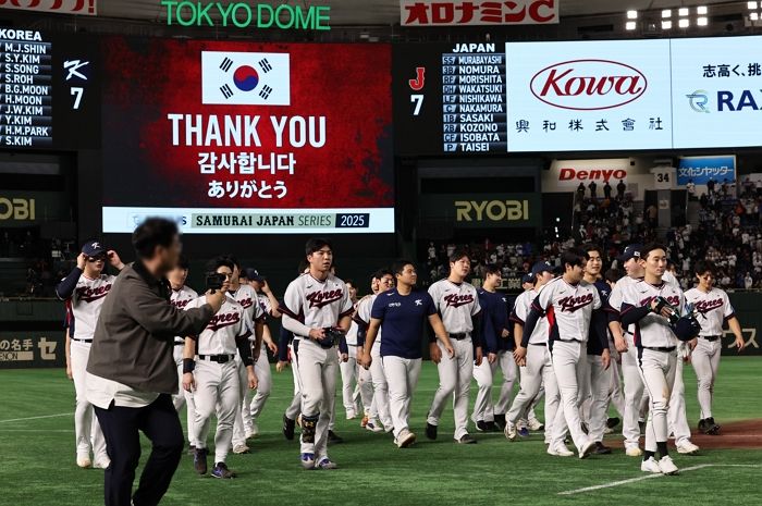 “9회말 2아웃서 김주원이 살렸다”... 한국 야구대표팀, 일본과 7-7 극적 무승부