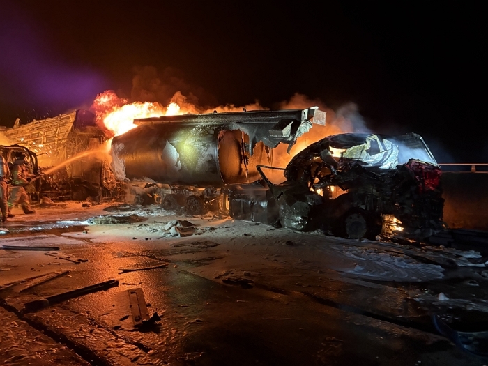 origin_유조차사고발생한상주영천고속도로 (1).jpg