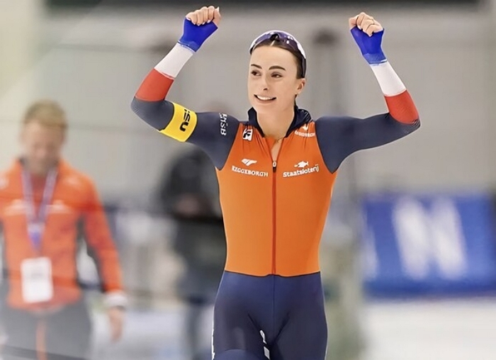 네델란드 펨케 콕이 세계신기록을 세운 순간. / 네델란드 빙상연맹