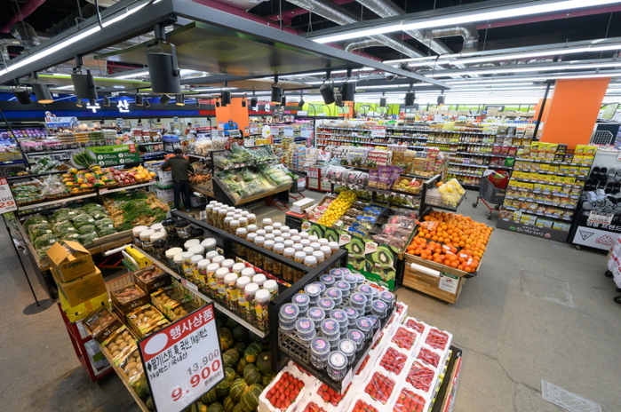 한식협 “소규모 외식업 지탱하는 식자재마트... 정책 전환 필요”