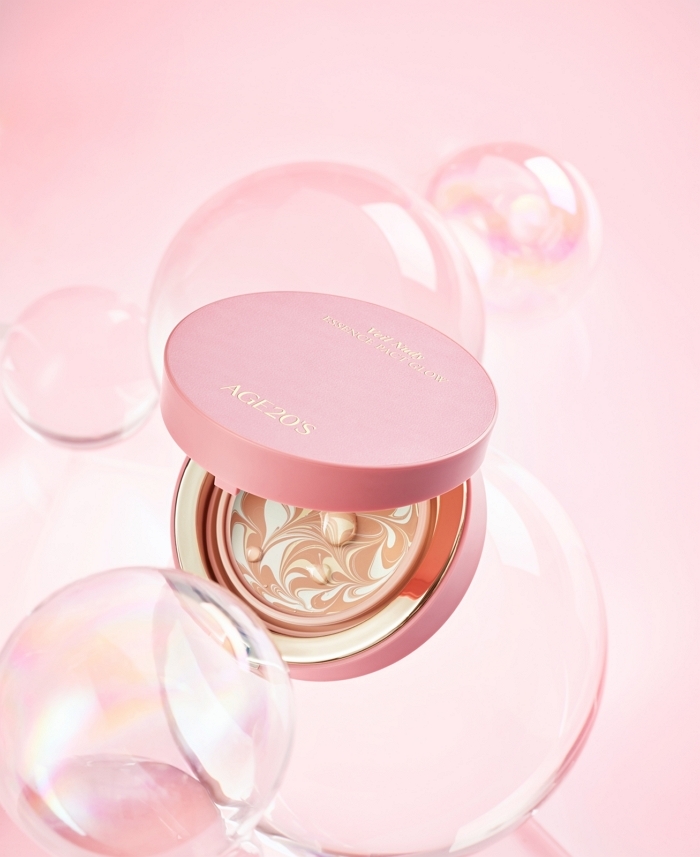 AGE20'S 베일 누디 에센스 팩트 글로우_연출컷.jpg