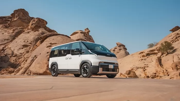 기아 PV5, 세계가 인정했다... 한국차 최초로 ‘2026 올해의 밴’ 수상