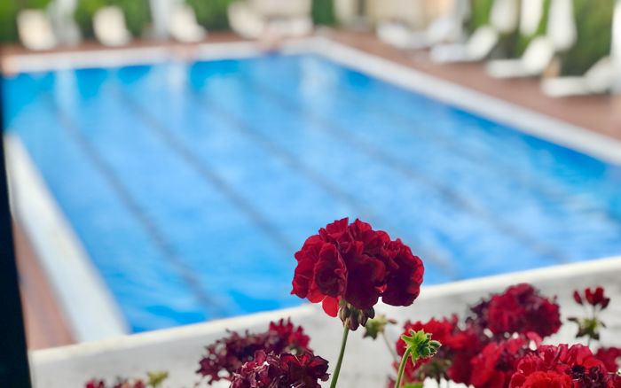 강릉 펜션 깊이 1.3m 수영장에 빠진 1세 아이 ‘심정지’