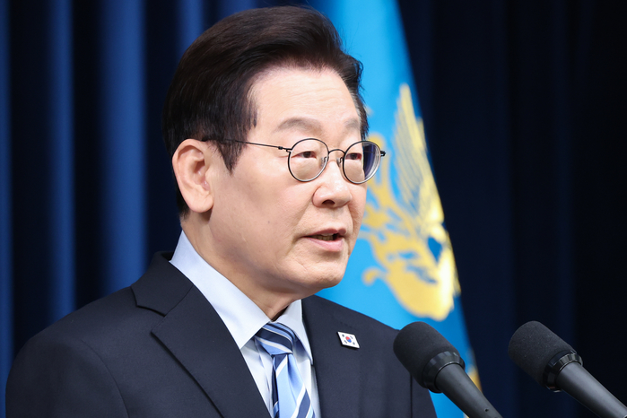 이재명 대통령 “통일은 여전히 우리의 최종 목표... 평화·공존·단계적 통일 추구”