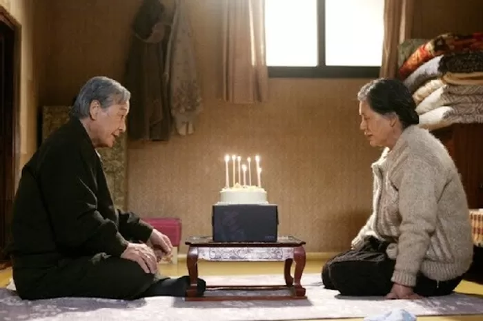 그대를 사랑합니다 - 고된 삶의 짙은 향기 속 간직한 순수한 사랑의 온기, 느껴보실래요? - 단대신문 : 펼쳐라, 단국이 보인다