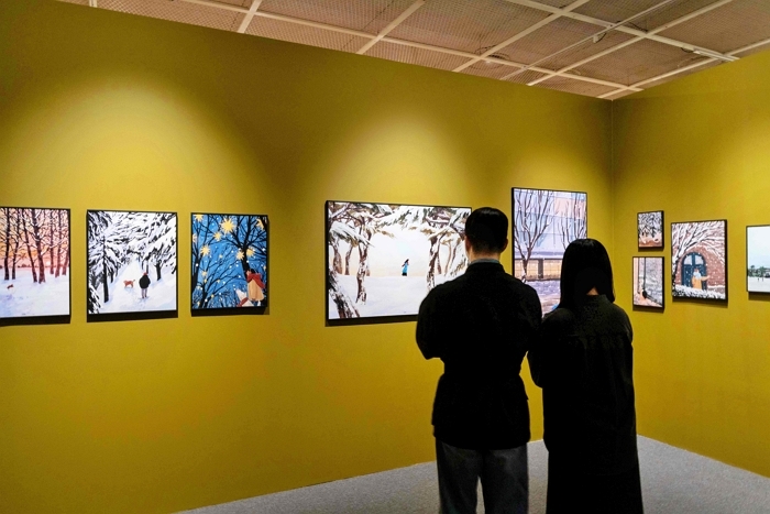 롯데백화점, 연말 고객 마음 사로잡는 특별 예술전시 진행