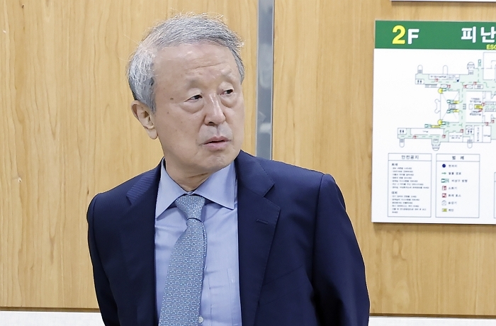 ‘매각약속’ 뒤집은 홍원식 전 회... 남양유업 새 주인 한앤코에 660억 배상 판결