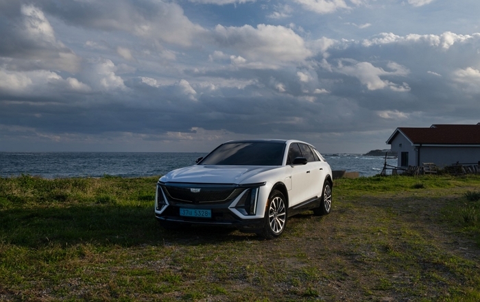 [사진 4] 캐딜락 '리릭'.jpg