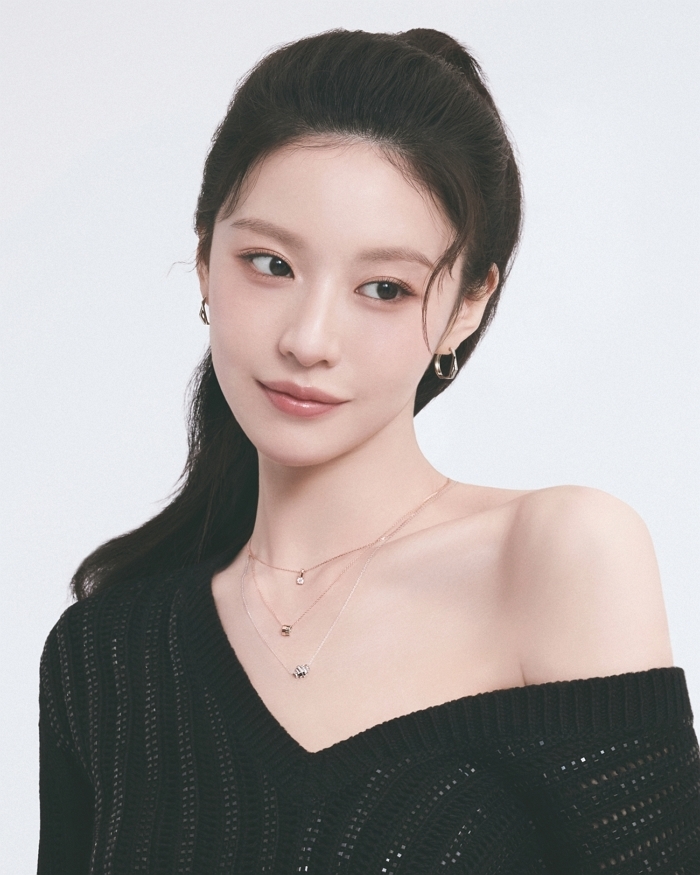 [디디에 두보 사진자료] 2025 FW 홀리데이 캠페인(3).jpg