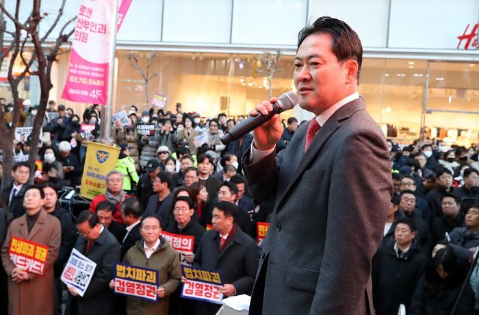 “계엄, 민주당이 불러와” 장동혁 발언에... 민주당 “국민 상식 거스르는 망언”