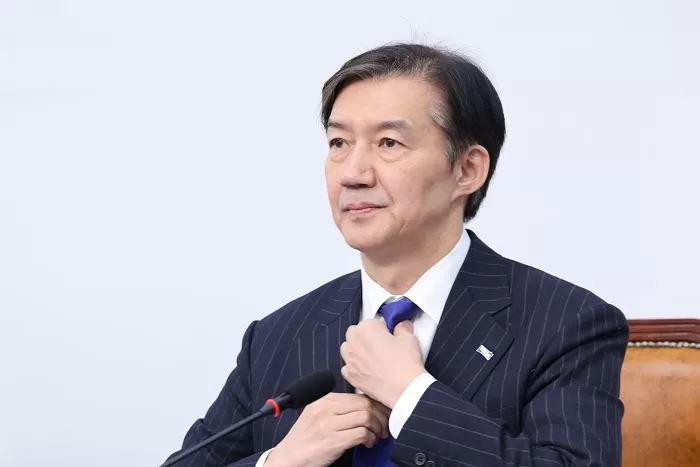 조국 “한동훈, 국힘 공천 없을 것... 이준석처럼 신당 만들 배짱도 없어”