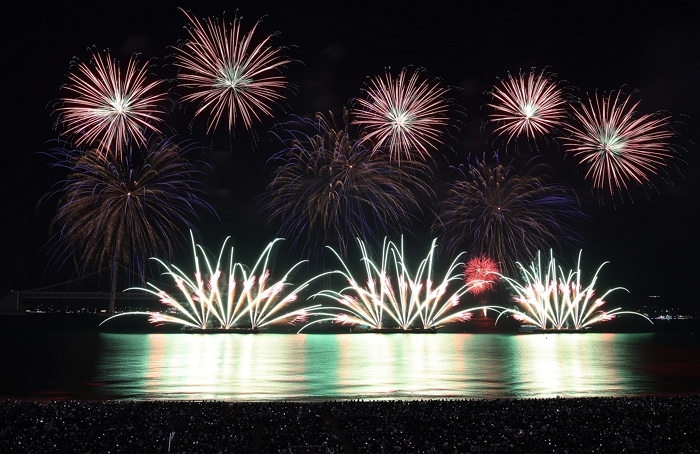 origin_광안대교와부산불꽃축제.jpg