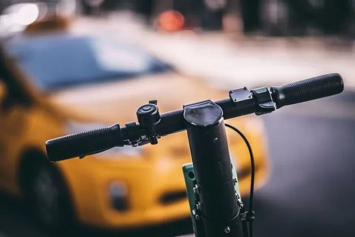 킥보드 ‘음주 뺑소니’ 사고 낸 20대, 현장서 발견된 ‘이것’에 덜미 잡혔다