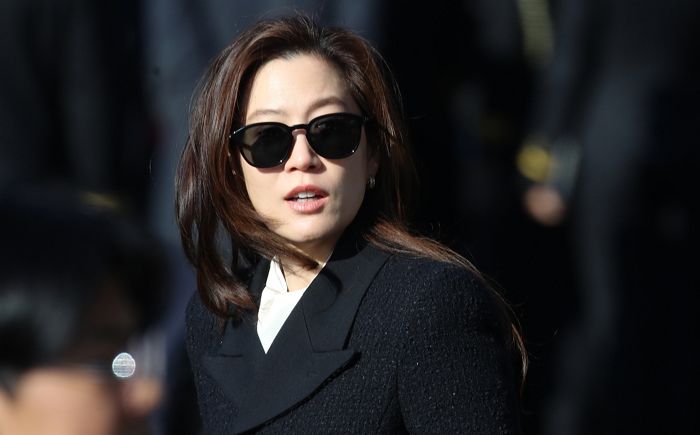 아들 임관식에 등장한 임세령 대상 부회장의 '올블랙 패션'... 선글라스 '품절' 됐다