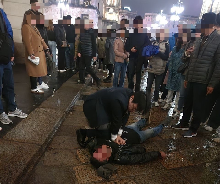 이탈리아 신혼여행 중 ‘심정지 현지인’ CPR로 살려 ‘영웅’ 등극한 한국 해경