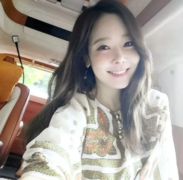 Instagram 'yujin_so'