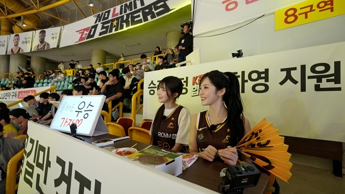 프로미스나인 송하영·박지원, LG ‘K판 입덕투어2’ 합류... 첫 화 177만뷰