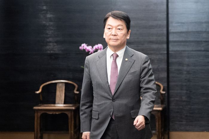 ‘쿠팡 사태’에 칼 빼내든 李 대통령... 안철수 “권한 안 줘놓고 책임만 묻는다”