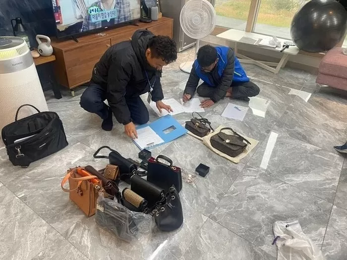 “세금낼 돈 없다”던 고액체납자, 집에는 ‘명품’ 가득했다