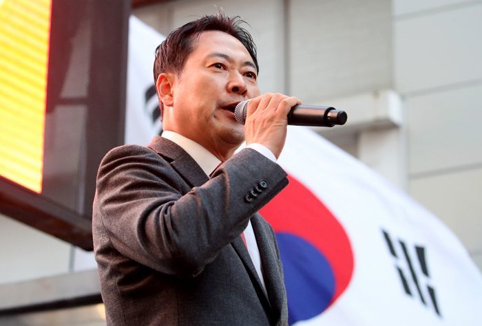 당대표 ‘계엄사과’ 외면하자... 국힘 초재선 의원들 ‘尹 절연’ 약속하며 사과