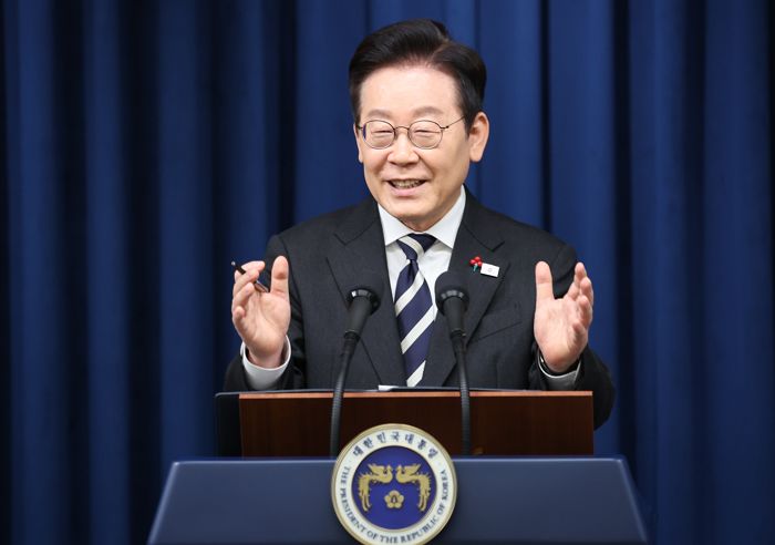 李 대통령, 내란 청산 시민 대행진 ‘불참’... “위해 우려”