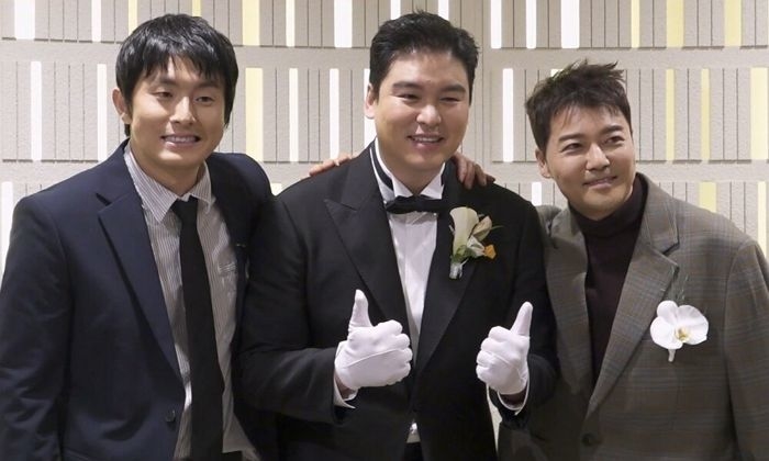 ‘나혼산’ 전현무, 팜유왕자 이장우 결혼식서 ‘인생 첫 주례’... “잠 설쳤다”