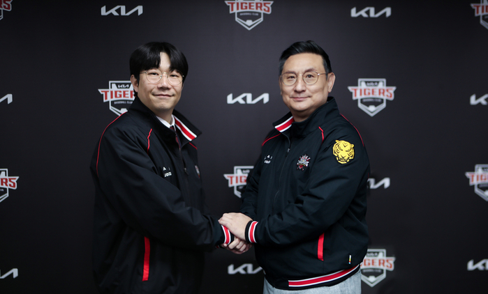 최형우 떠나보낸 기아, ‘대투수’ 양현종은 잡았다... 2+1년 45억