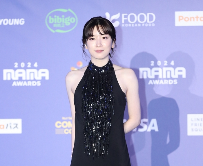 넷플릭스, '나의 미친 페미니스트 여자친구' 영화로 만든다... 나가노 메이 주연 캐스팅