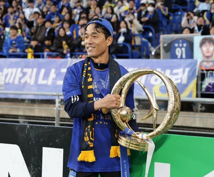 부진에 감독-선수 갈등까지... 박주영 울산HD 코치도 결국 팀 떠난다