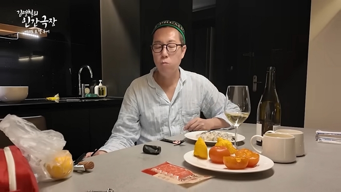 전 세계 호텔 싹 다 가본 김영철이 알려주는 '5성급 호텔 이용 꿀팁' 공개!(가성비 갑, 무제한 와인바) 17-12 screenshot.jpg