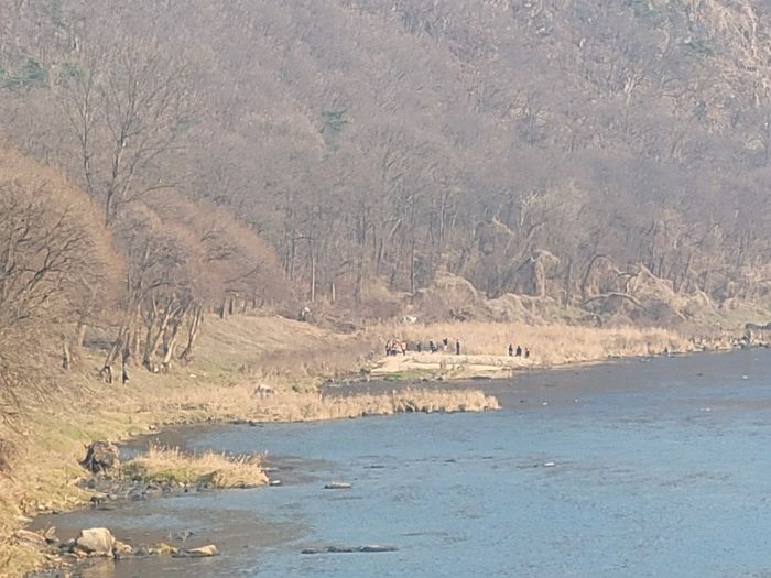 영동 금강변서 발견된 신원미상 시신... “두 달 전 실종된 80대 노인 추정”