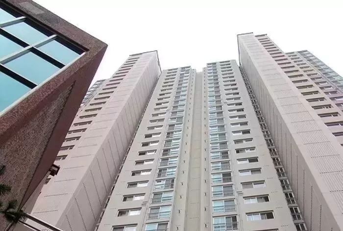 고덕 아르테온 “외부인 벌금·차단 아냐... 중앙보행로 통행 가능”