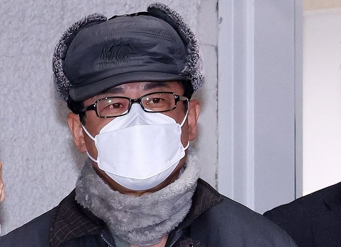 노상원, 尹 내란 재판 출석해 “귀찮으니 증언 거부” 발언