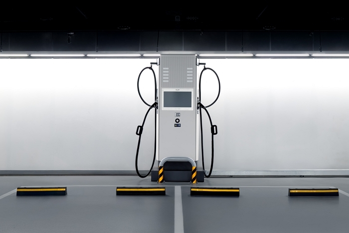 251209 현대차그룹 200kW E-pit 전기차 충전기 'EV-Q' 인증 최초 획득 (사진).jpg