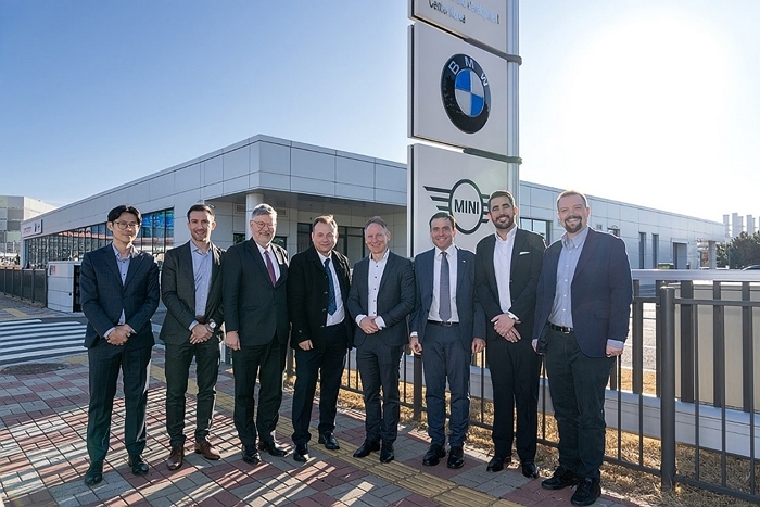 사진1-게오르크 슈미트 주한독일대사, BMW 그룹 R&D 센터 코리아 방문.jpg