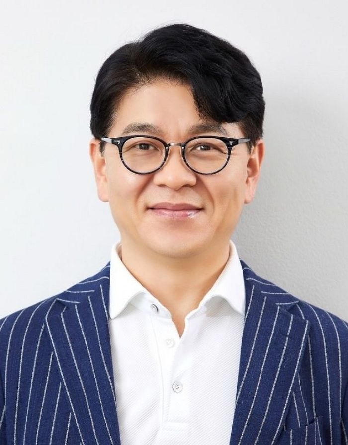 롯데마트·슈퍼 구원투수로 나선 차우철 신임대표... 자사주 보유 사실 공시