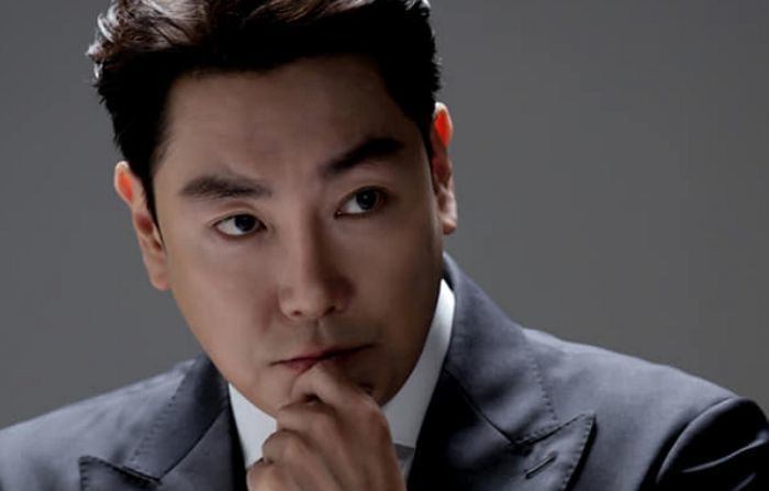 ‘은퇴’ 조진웅 소년범 전력, 제보자는 옛 ‘일진 무리’ 중 한 명?