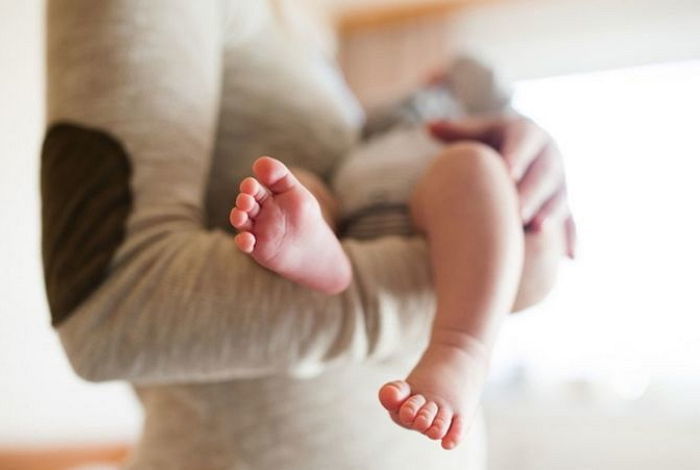 내년 출산휴가 급여 상한액 ‘월 220만원’으로 인상 ... 최저임금 역전 막는다