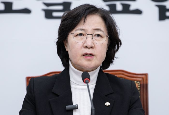 추미애 “민주당, 위헌 아닌 내란재판부에 너무 쫀다”