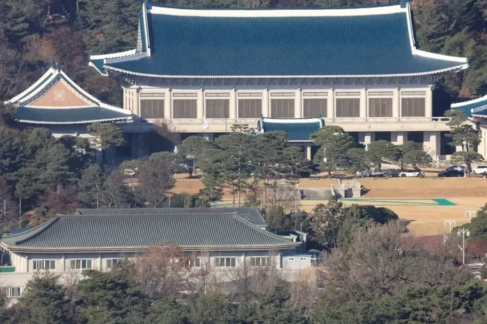 서울 종로구 정부서울청사에서 바라본 청와대 모습. / 뉴스1