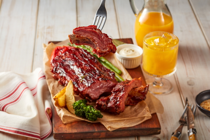 [대상 보도사진] 더블 시즈닝 BBQ 폭립 연출 이미지.jpg