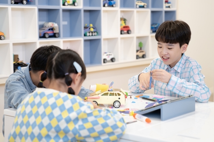 사진4-BMW 코리아 미래재단 2025 온동네 교육기부 박람회에서 '주니어 캠퍼스' 운영.jpg