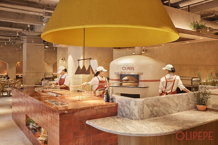 251211 CJ푸드빌, ‘올리페페(OLIPEPE)’ 광화문에 공식 오픈.jpg