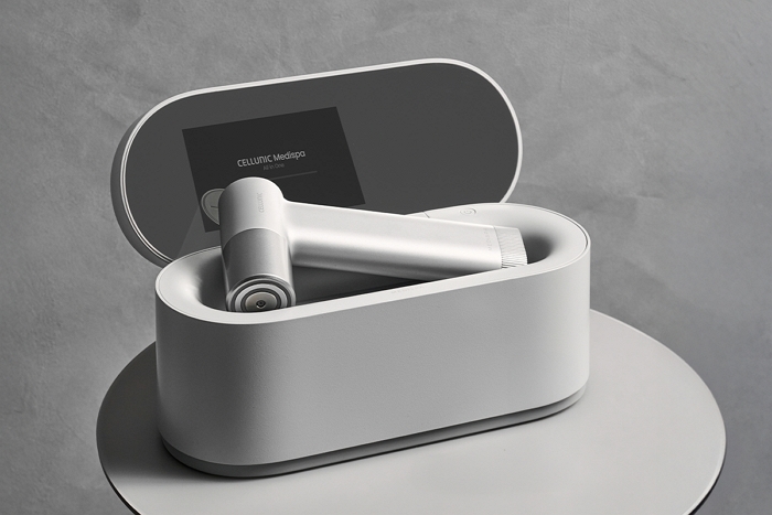 (사진자료1) 편의성·활용성·이동성을 모두 담은 세라젬의 뷰티 디바이스 ‘메디스파 올인원’.jpg