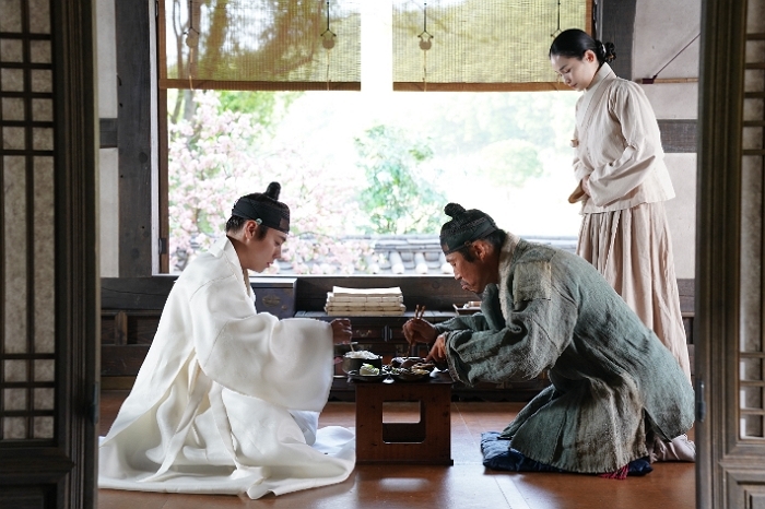 유해진·박지훈 주연 ‘왕과 사는 남자’ 내년 2월 4일 개봉... “한국 영화 최초 단종 이야기”