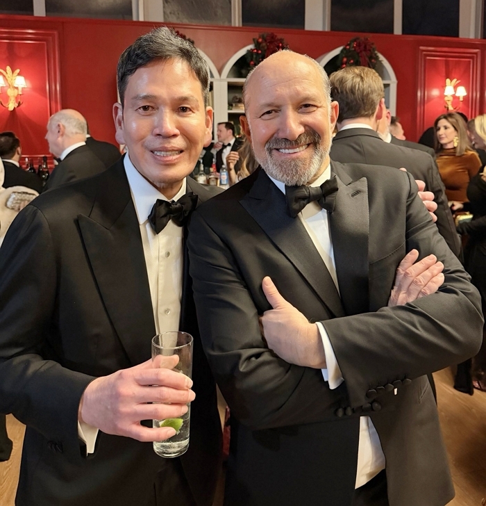 사진2. 정용진 신세계그룹 회장(왼쪽)과 하워드 러트닉 미국 상무부 장관(오른쪽).JPG