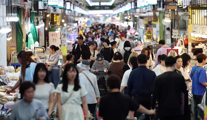 4인가구 최대 208만원... '민생회복' 소비쿠폰 언제 받아서 어떻게 쓸까