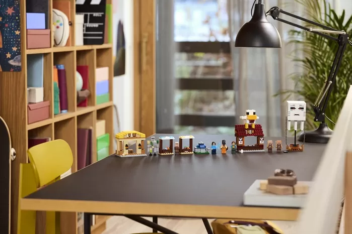 레고 마인크래프트 가스트 열기구 마을 공격(21273).jpg